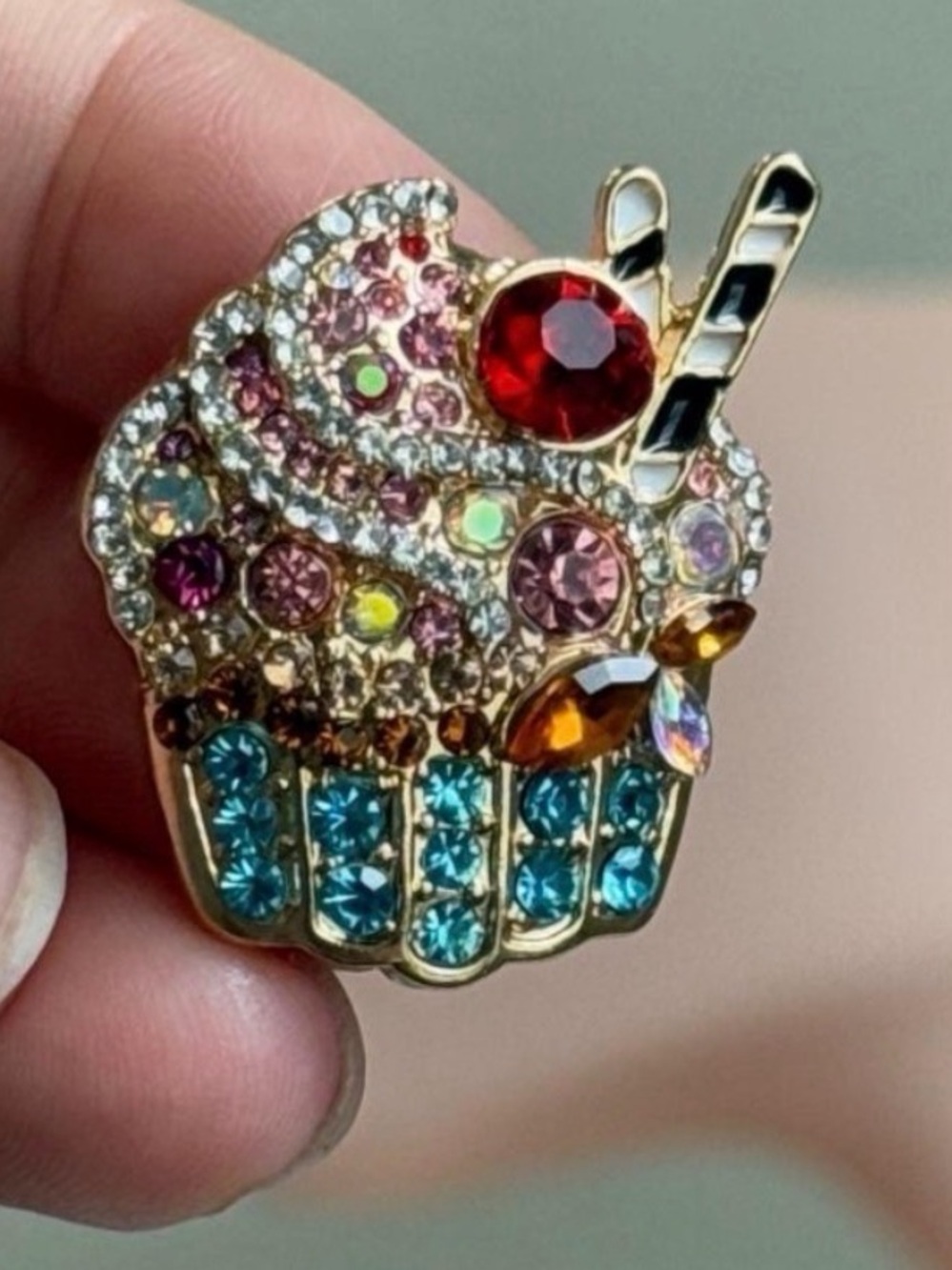 Colorful Cupcake Brooch. - Picture 3 of 6